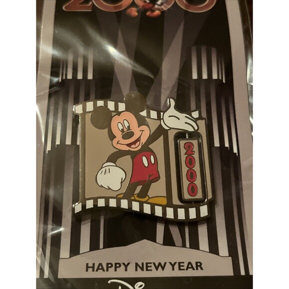 Disney Countdown To The Millennium Mickey Mouse Happy New Year 2000 #1 Pin - Picture 2 of 4